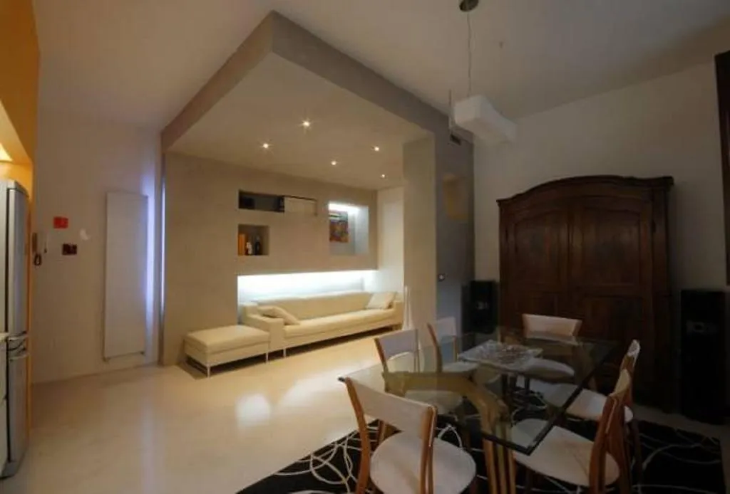 Lollo Apartment Mantova Italy