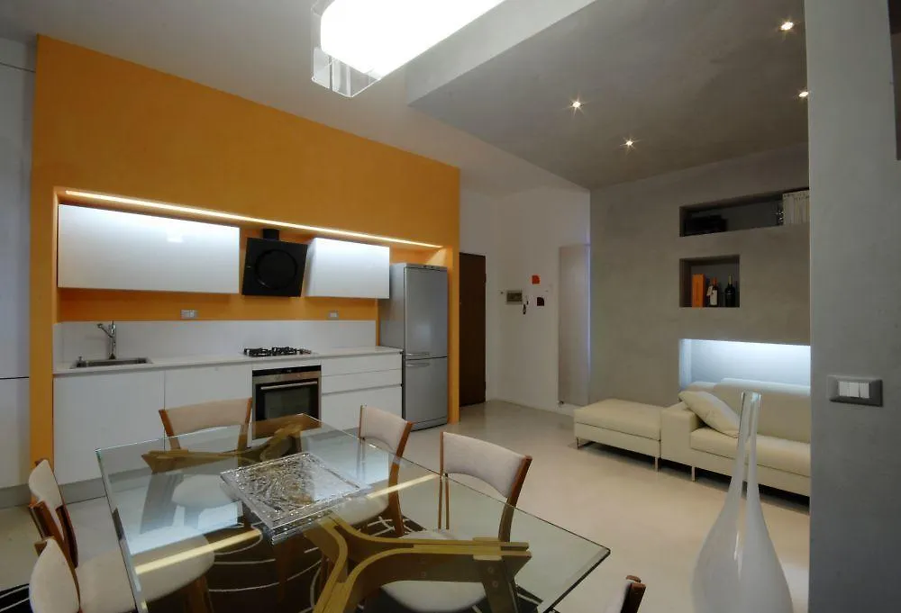 Lollo Apartment Mantova 0*,  Italy